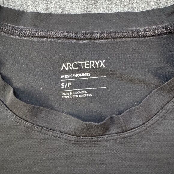 Arcteryx Cormac Crew Shirt Long Sleeve Baselayer Small Men Black Hiking Outdoors - Picture 3 of 7
